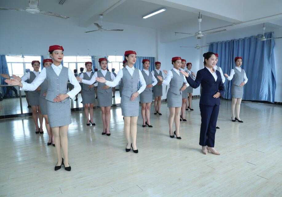 向远轨道技术学校分数线是多少？南昌中专中职招生网